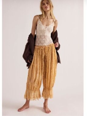 Free People Boho Chic Velvet Lace Pants